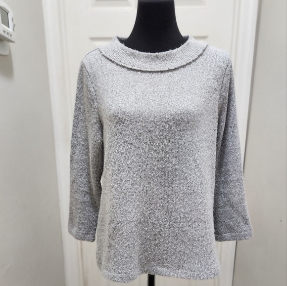 LOFT Sweaters - (SOLD) Ann Taylor Loft Sweater